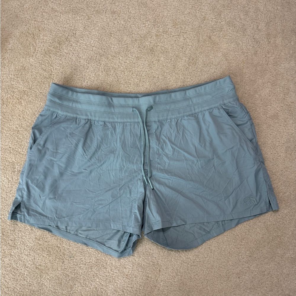 Women’s The North Face Athletic Shorts XL